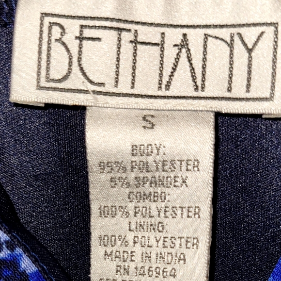 Dress - Picture 3 of 6